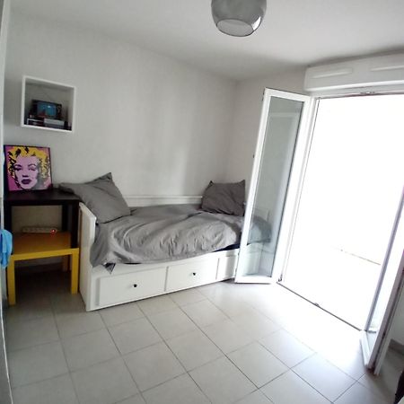 Studio Cosy Avec Terrasse Μονπελιέ Εξωτερικό φωτογραφία
