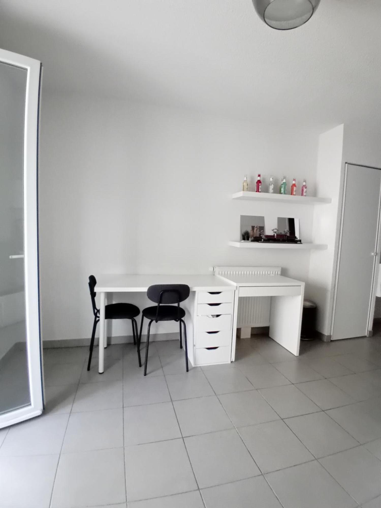 Studio Cosy Avec Terrasse Μονπελιέ Εξωτερικό φωτογραφία